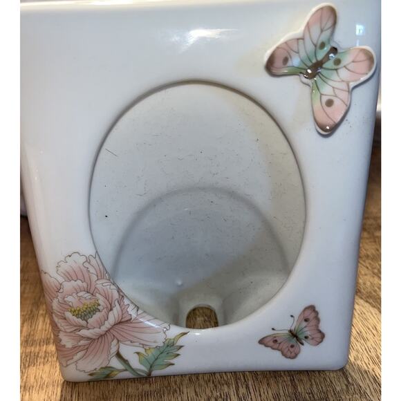 Vintage Labella Butterfly Porcelain Butterfly Floral Picture Frame 6x5 - Picture 1 of 6